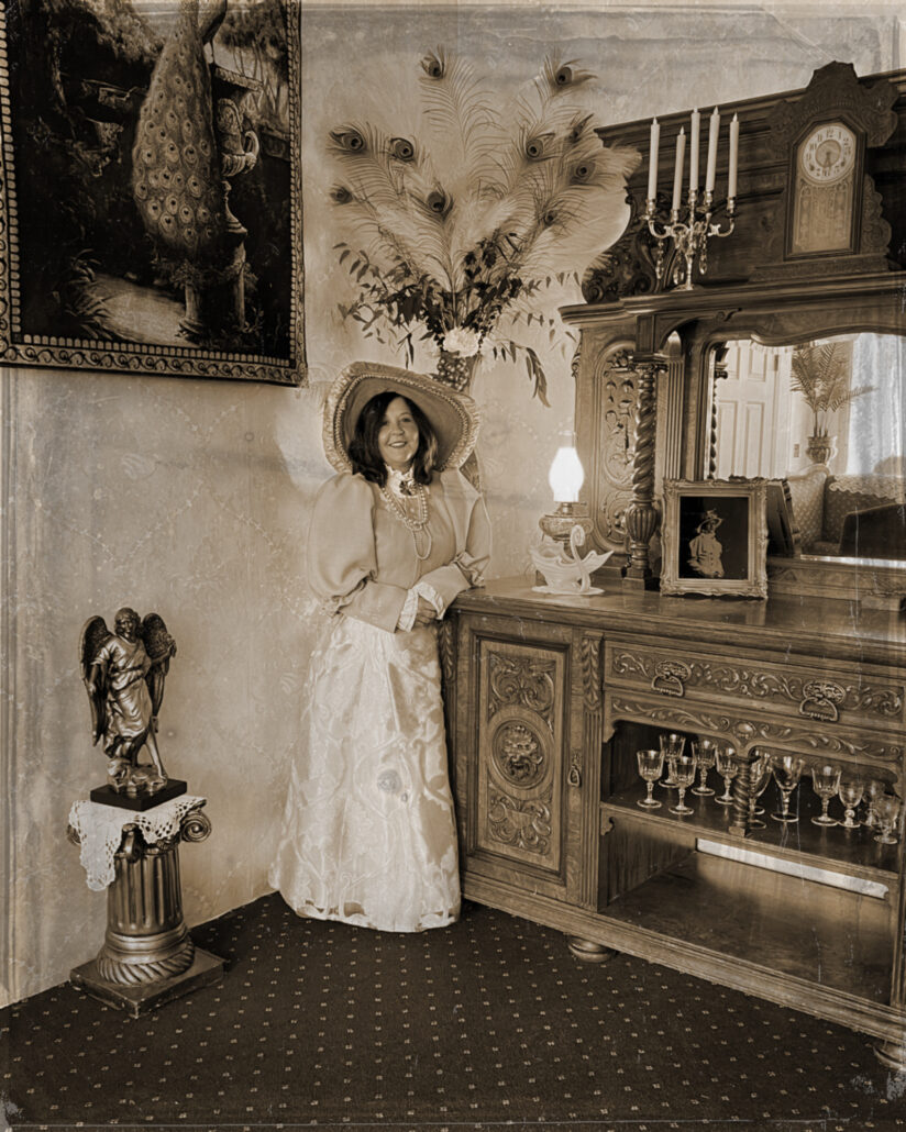 A classic Victorian photo shoot in downtown Skagway, Alaska, takes you back in time to Skagway’s gold rush days.